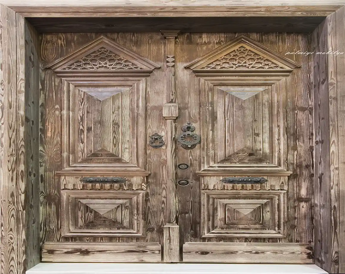 selcuk-motifli-ahsap-kapi